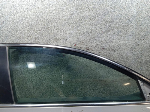Стекло двери передней правой Volkswagen Passat B6 (2005 - 2010) (46023077411)