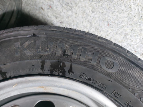 Пара шин Kumho ECOWING ES31 195/65 R15  (46023061587)